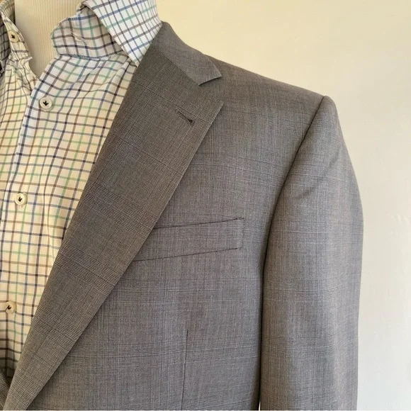 Jos A Bank Mens Sport Coat Blazer Sport Jacket Two Button Wool Silk Size 42 L